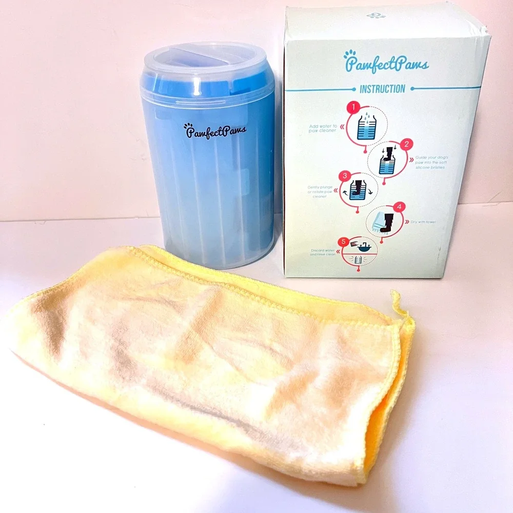 Pamfect Paws Paw Cleaner Portable Dog Foot Washer Cup‎ Soft Silicone Bristles